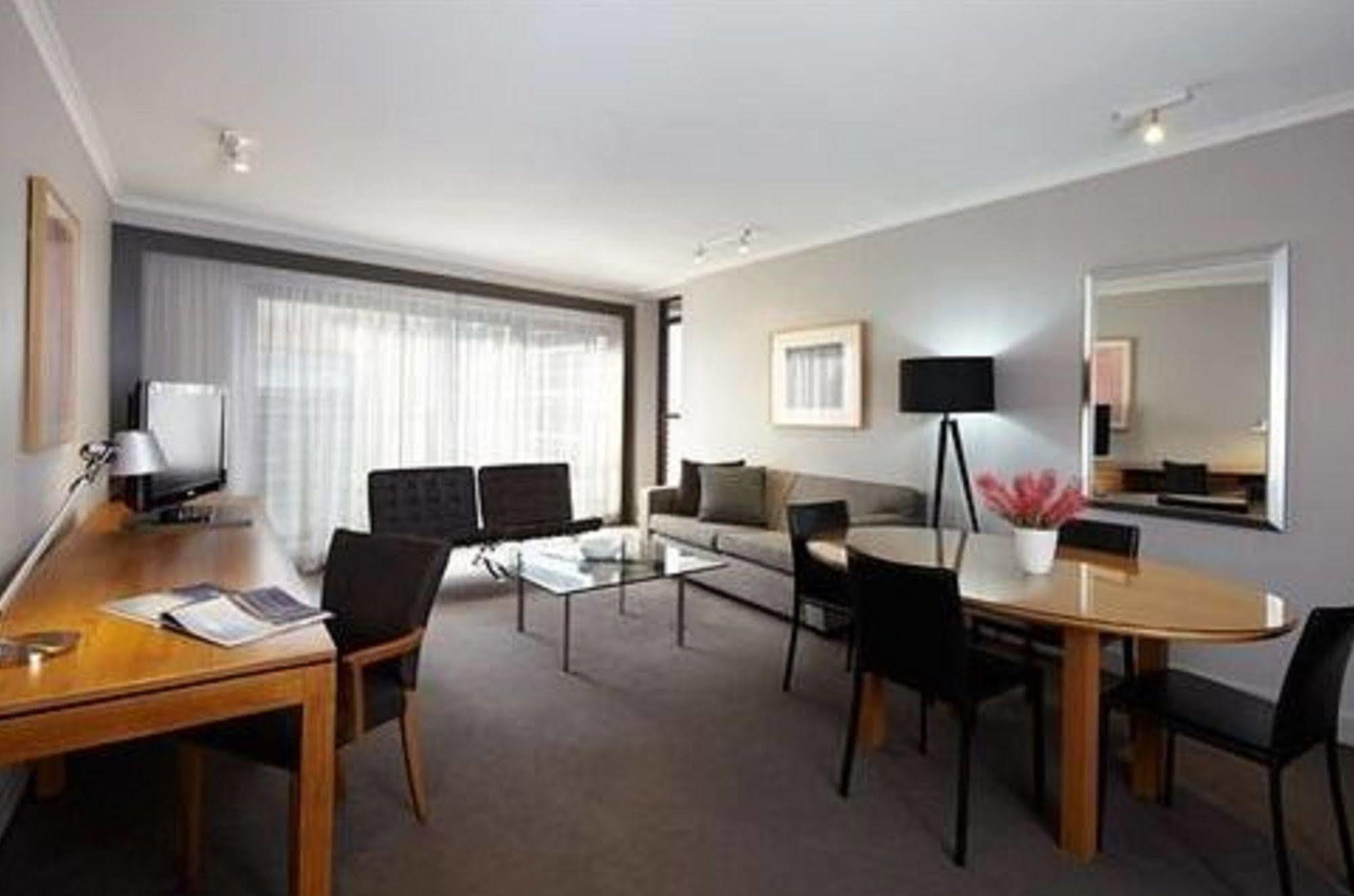Adina Apartment Hotel Sydney Town Hall Екстер'єр фото